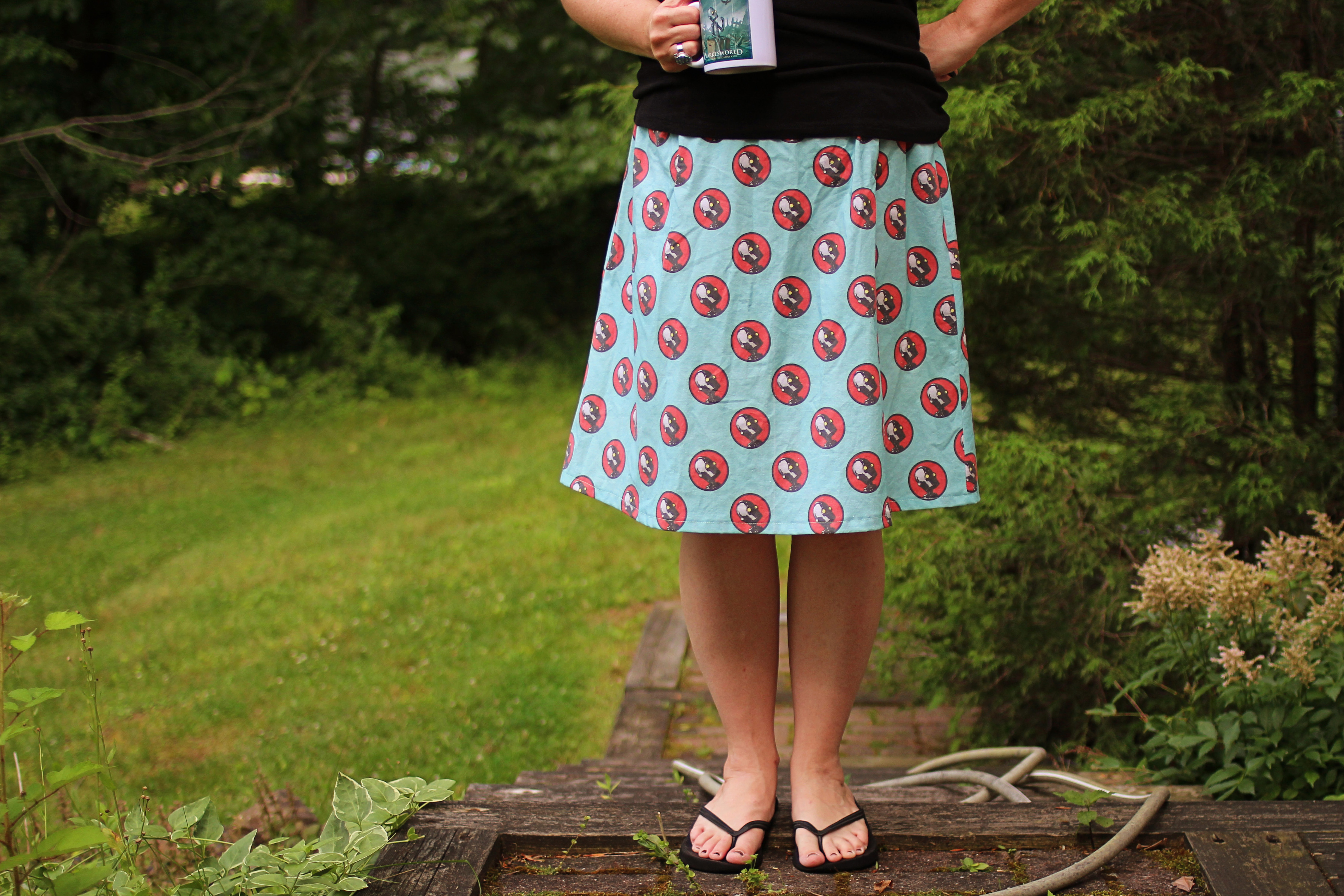 ZIPPERS  a free simple skirt pattern  Skirt pattern easy Skirt patterns  sewing A line skirt pattern