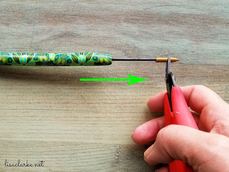 Replace the Ink in a Polymer Clay Pen: Take Out the Old Cartridge