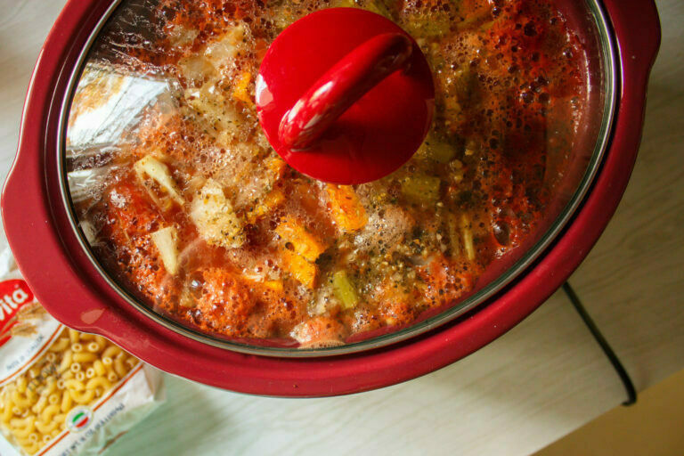 Crock Pot Chicken & Veggie Soup ⋆ Polka Dot Cottage