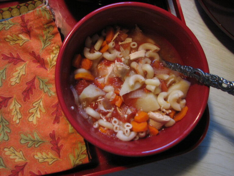 Crock Pot Chicken & Veggie Soup ⋆ Polka Dot Cottage