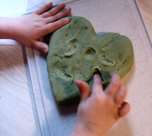 Making play dough