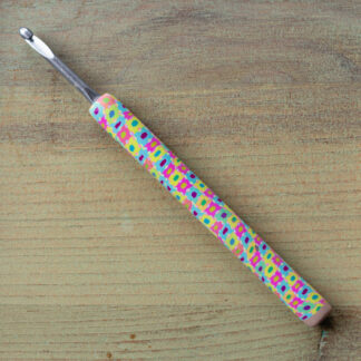 Crochet Hooks<br><small>Size: F-5 (3.75mm), Hook Style: Inline (like Susan Bates), Design: Seaside Calico</small>